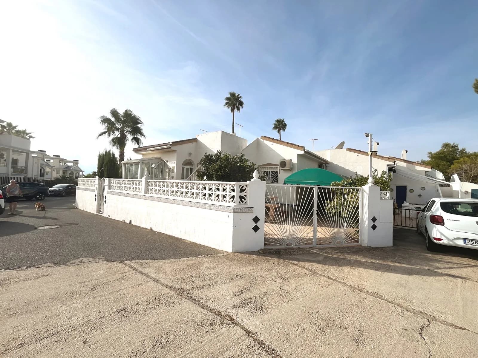 Bungalow de 3 dormitorios en venta en Ciudad Quesada, Alicante / Costa Blanca