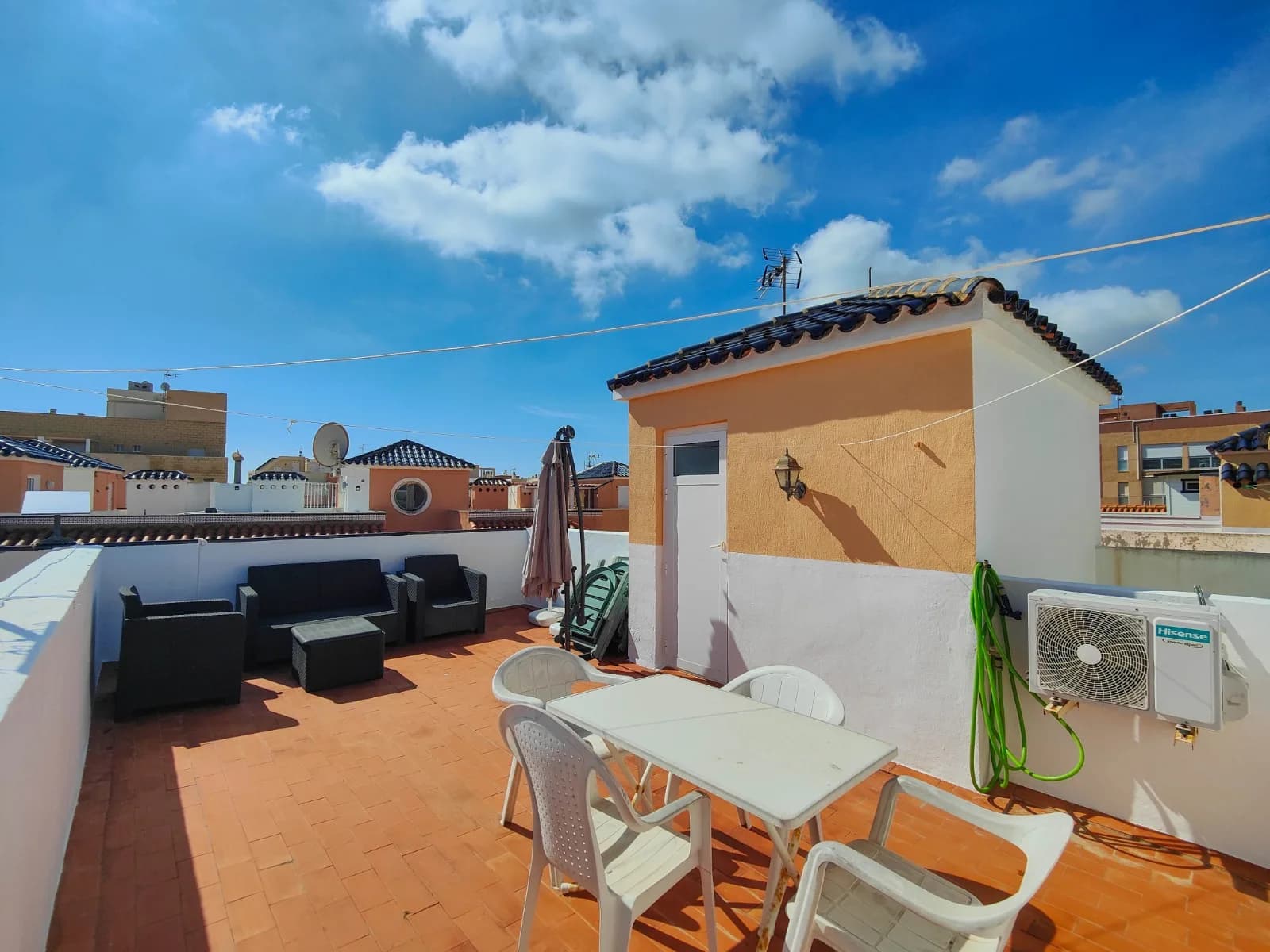 Villa de 2 dormitorios en venta en Torrevieja, Alicante