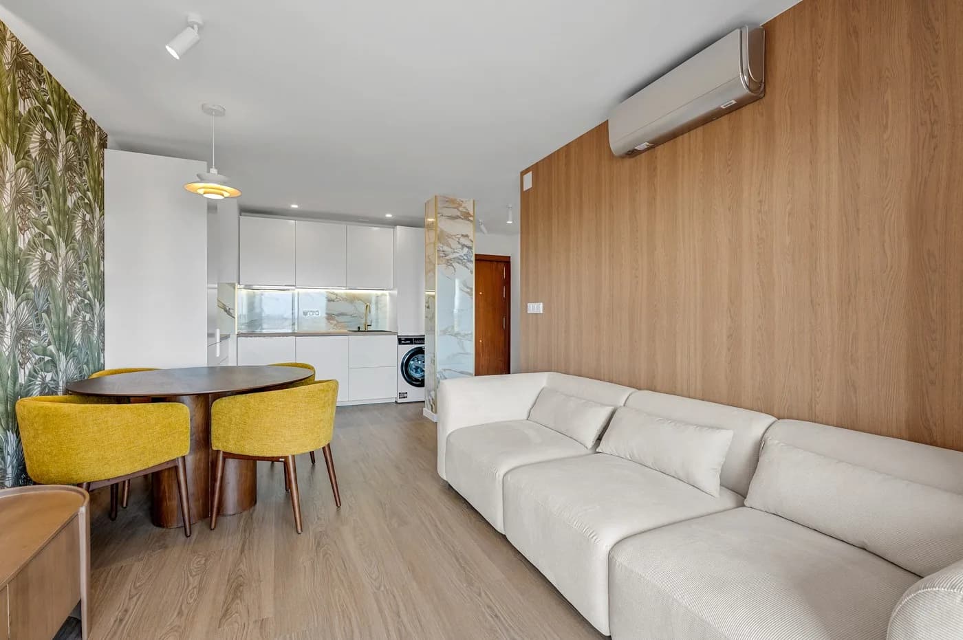 Villa de 2 dormitorios en venta en Torrevieja, Alicante - Image 6