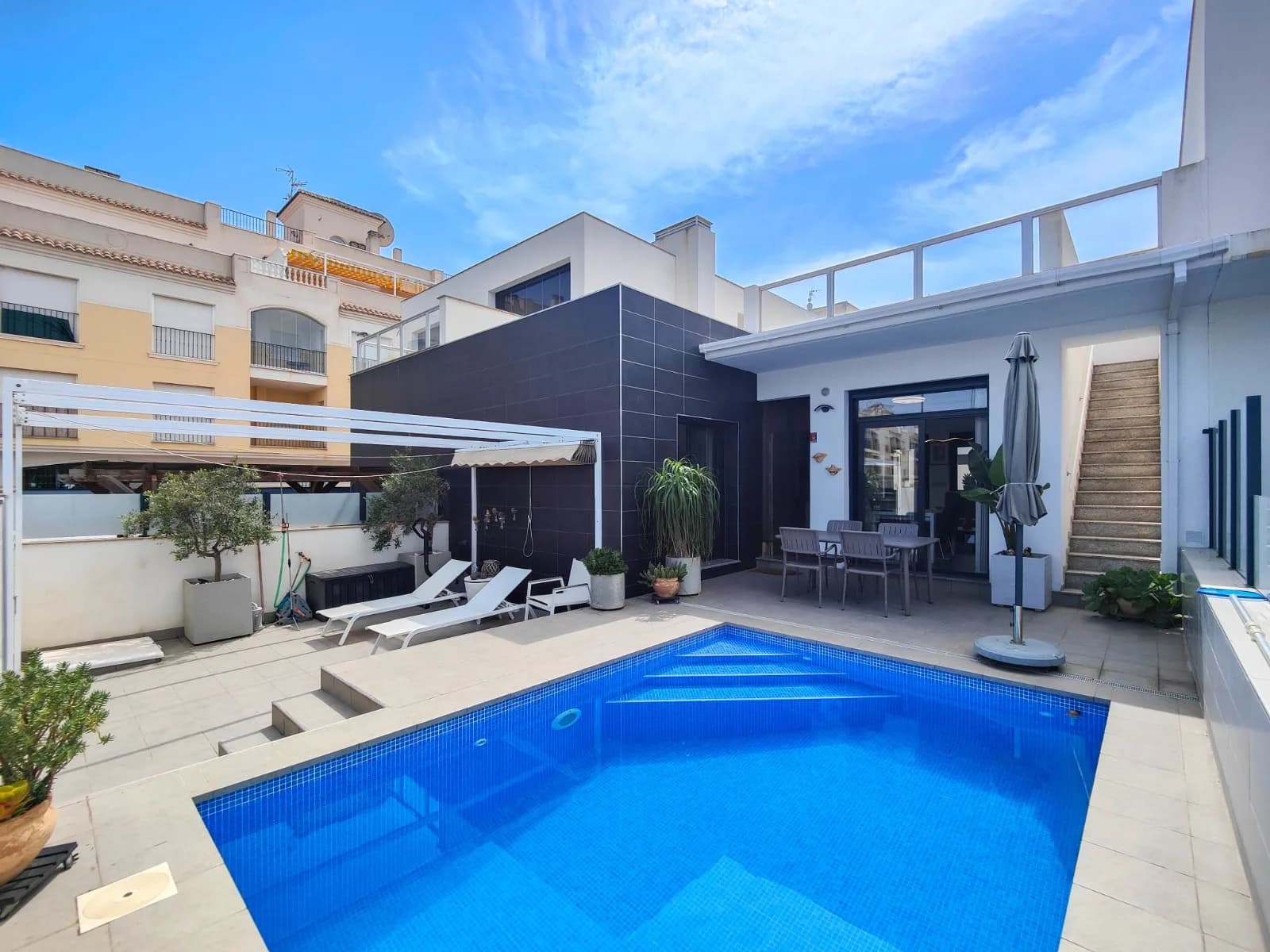 Villa de 2 dormitorios en venta en Formentera del Segura, Alicante