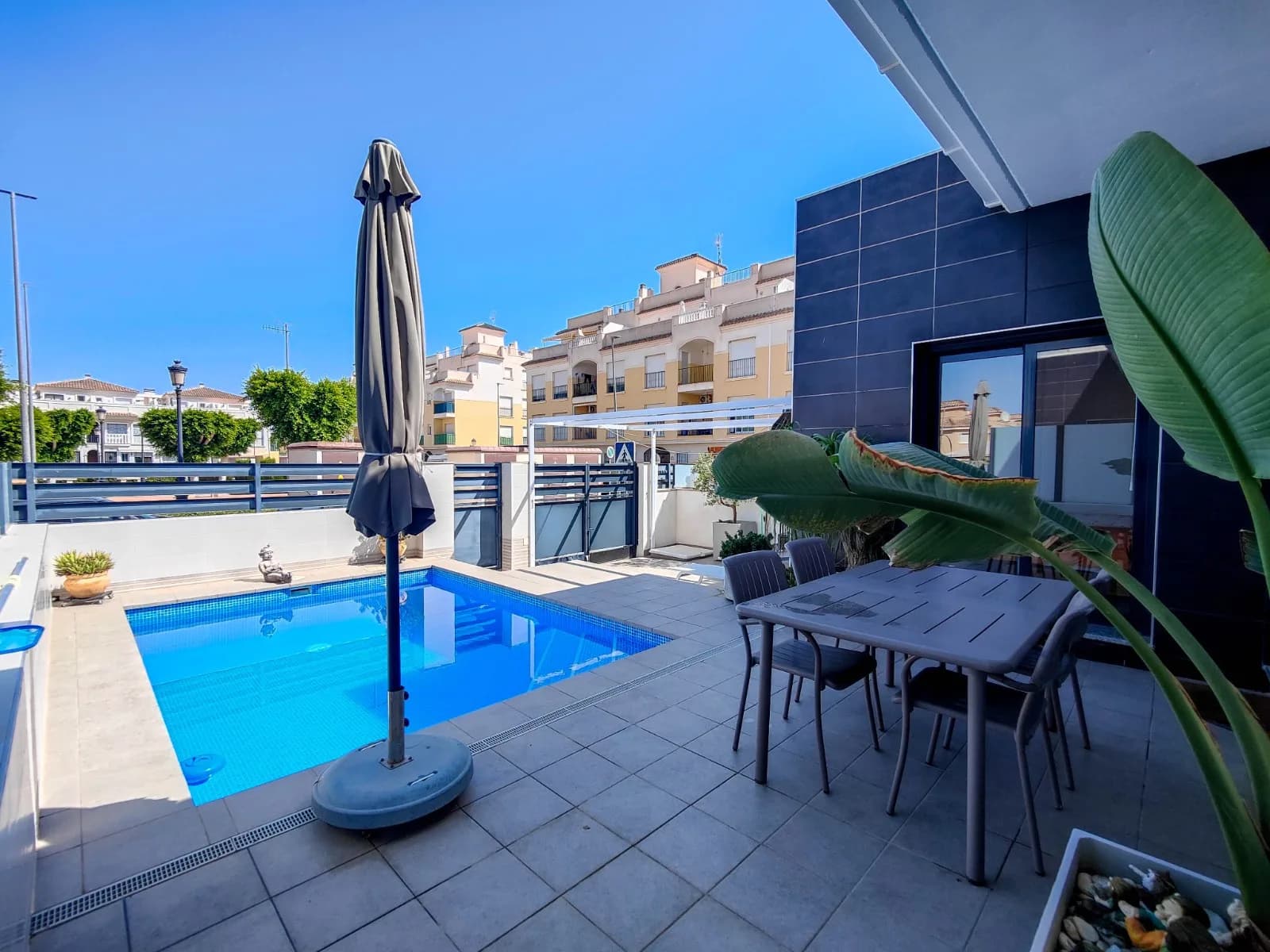 Villa de 2 dormitorios en venta en Formentera del Segura, Alicante - Image 5