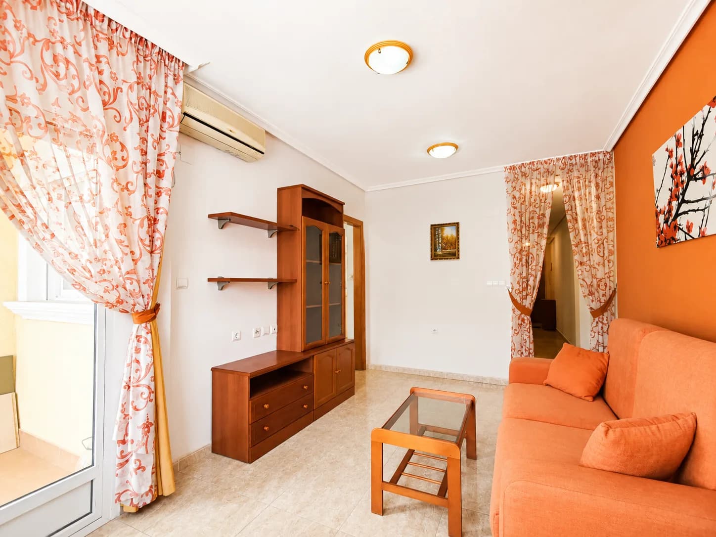Apartment de 2 dormitorios en venta en Torrevieja, Alicante - Image 7