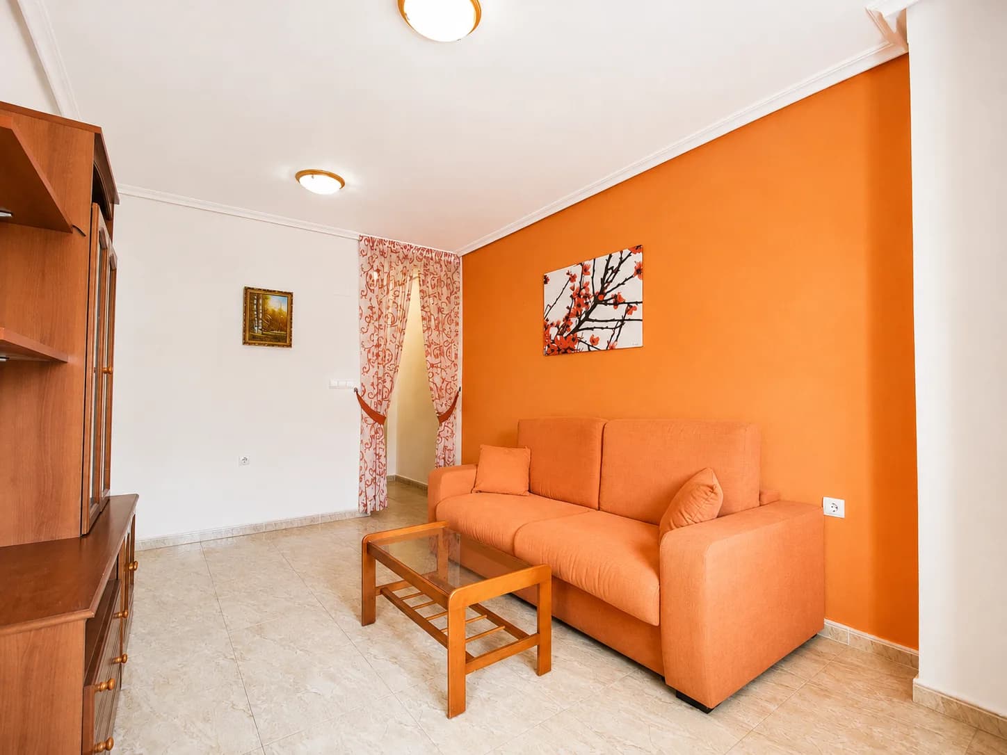 Apartment de 2 dormitorios en venta en Torrevieja, Alicante - Image 8