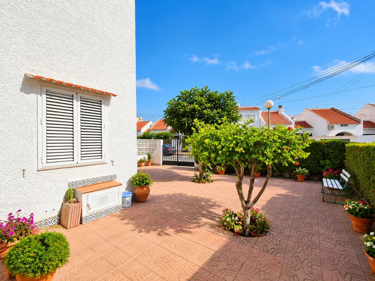 Townhouse de 2 dormitorios en venta en Torrevieja, Alicante - Image 7