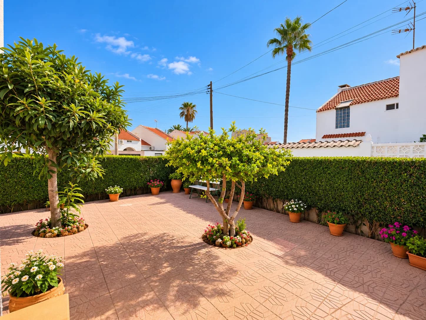 Townhouse de 2 dormitorios en venta en Torrevieja, Alicante - Image 8
