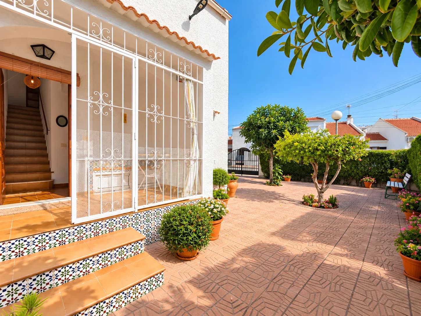 Townhouse de 2 dormitorios en venta en Torrevieja, Alicante - Image 9