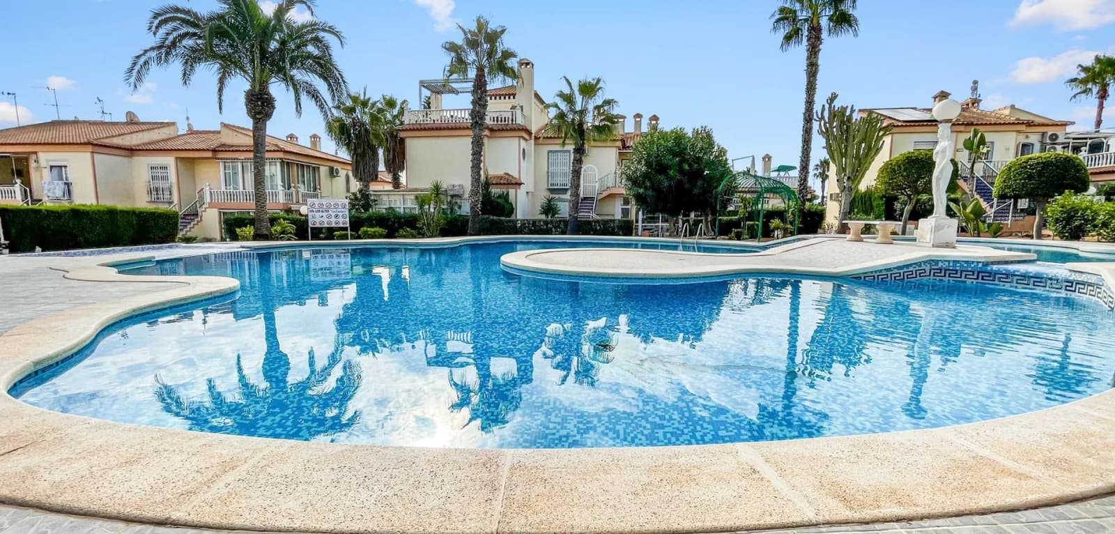 Apartment de 2 dormitorios en venta en Orihuela Costa, Costa Blanca (Alicante) - Image 4