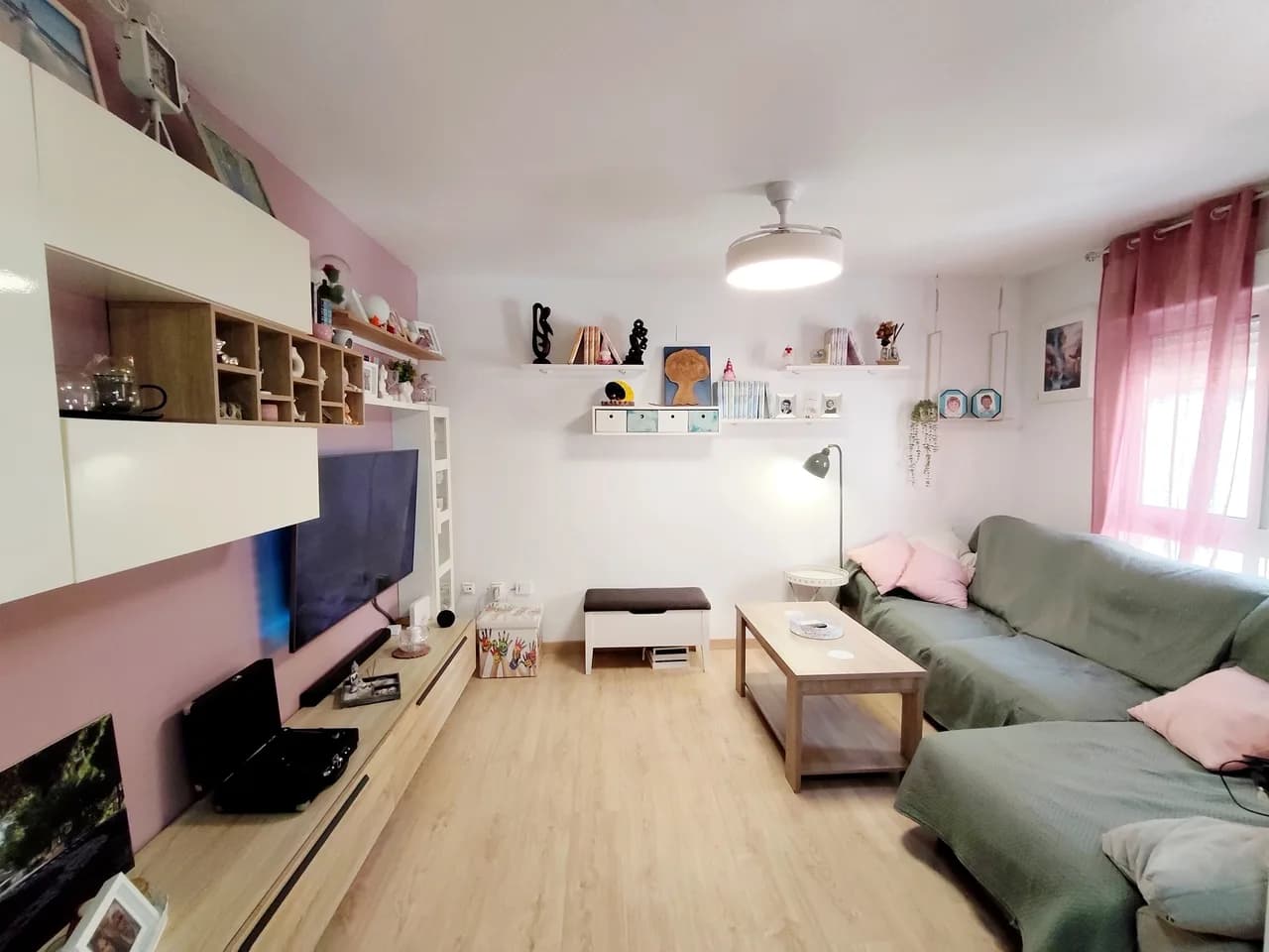 Apartment de 3 dormitorios en venta en Torrevieja, Alicante - Image 9