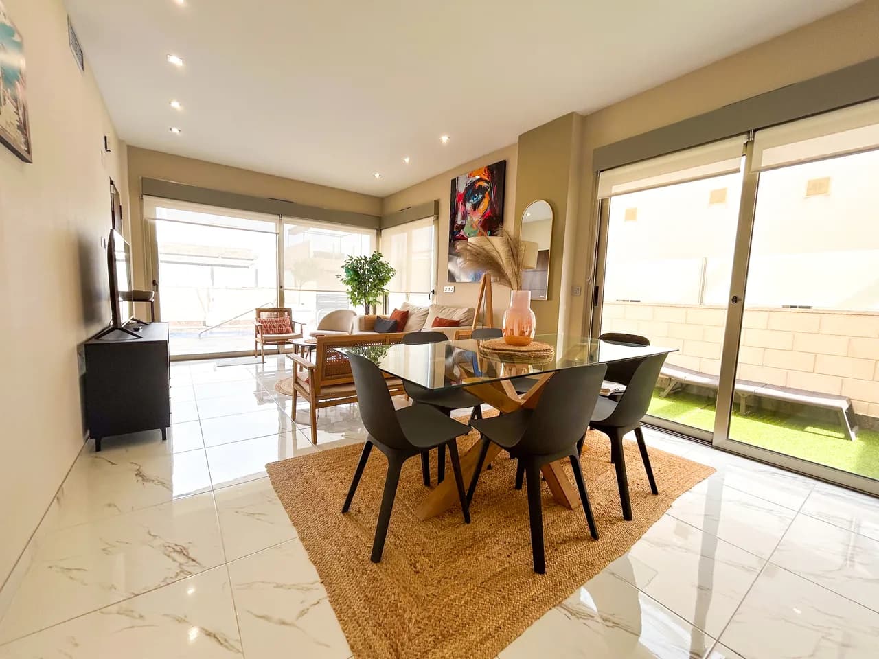 Villa de 3 dormitorios en venta en Villamartin, Alicante - Image 6