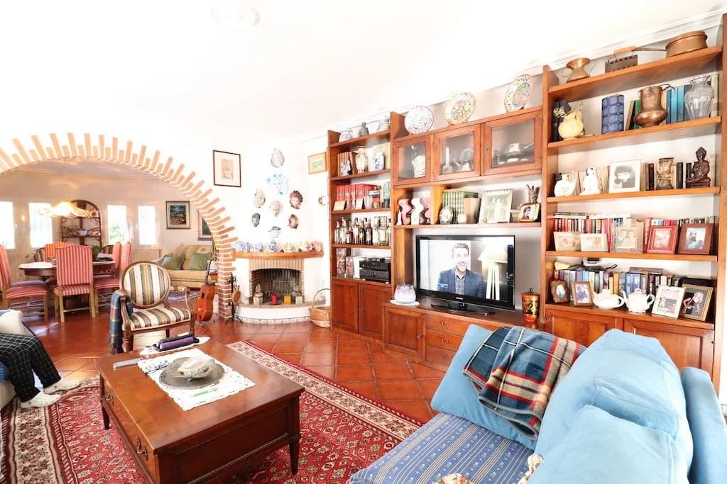 Villa de 5 dormitorios en venta en Torrevieja, Alicante - Image 9