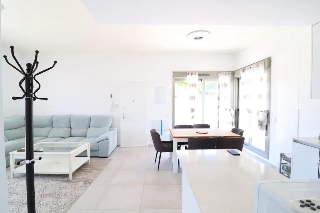 Villa de 3 dormitorios en venta en San Miguel de Salinas, Alicante - Image 6