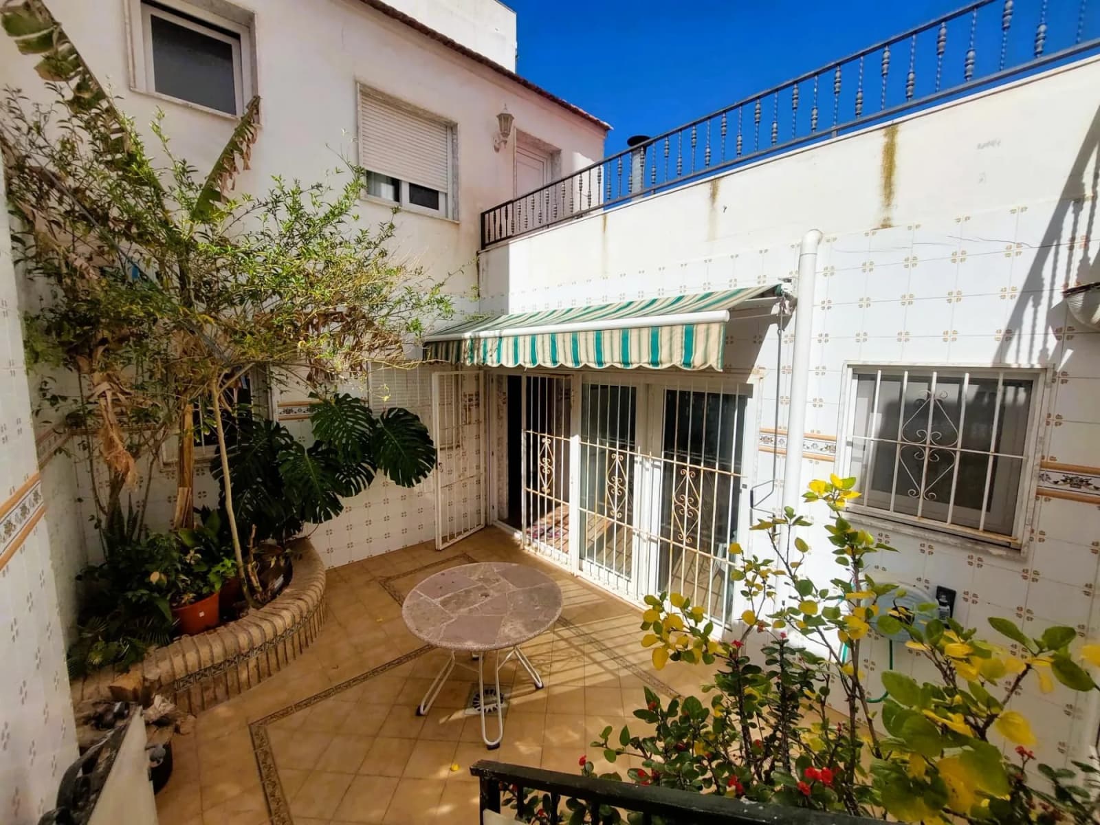 House de 3 dormitorios en venta en Torrevieja, Alicante