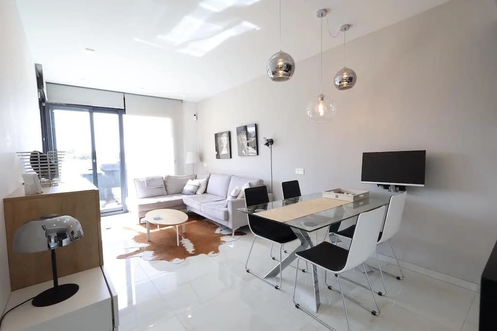 Apartment de 2 dormitorios en venta en Orihuela Costa, Alicante - Image 6