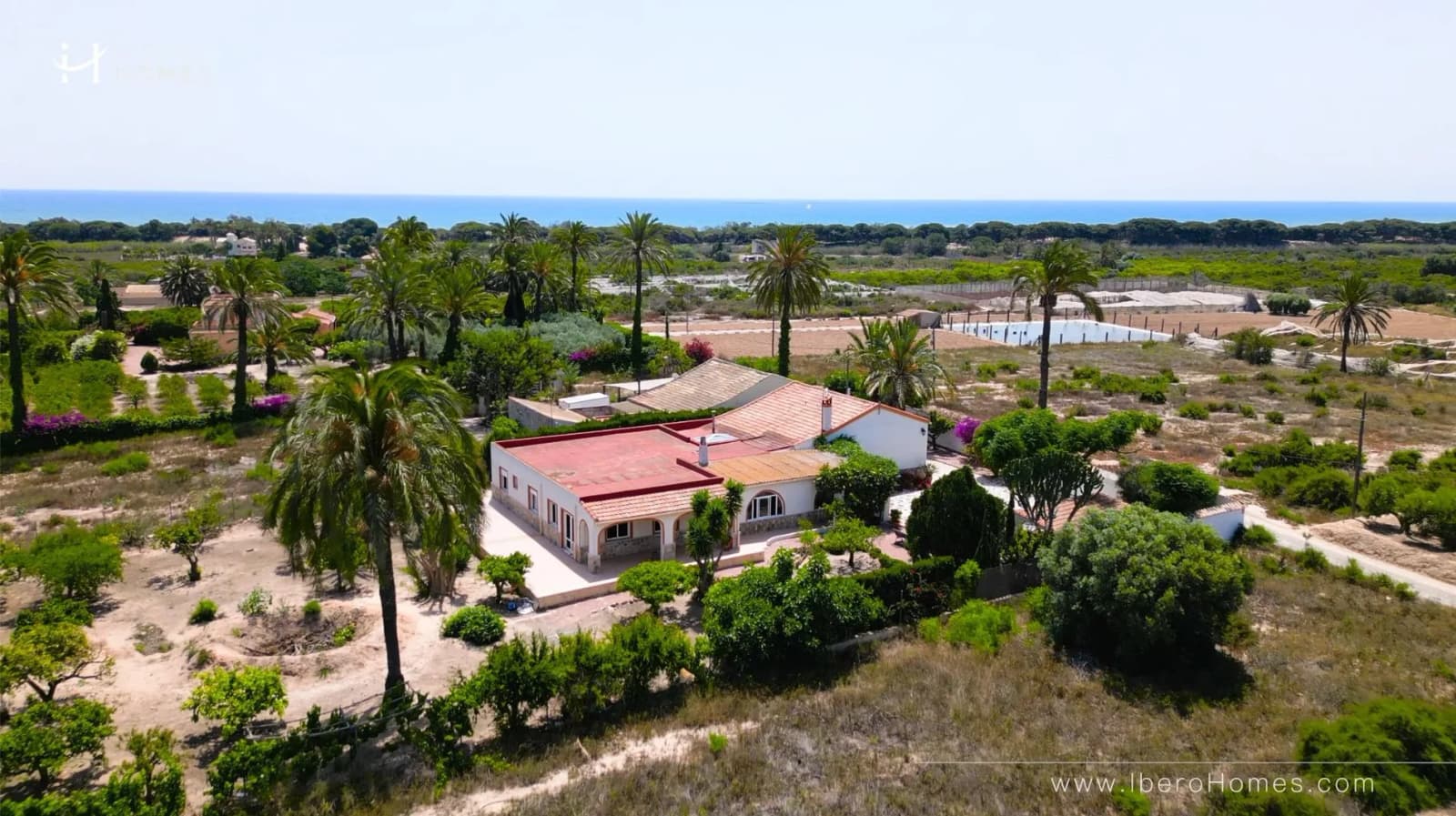 Farmhouse Villa In La Marina