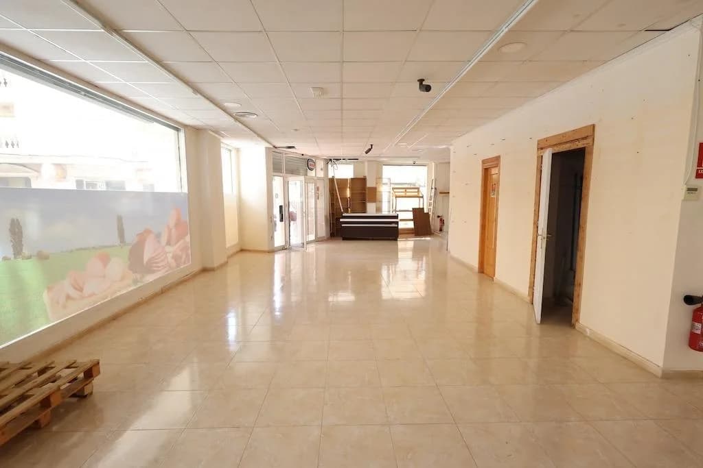 Commercial Premises In Torrevieja - Image 5