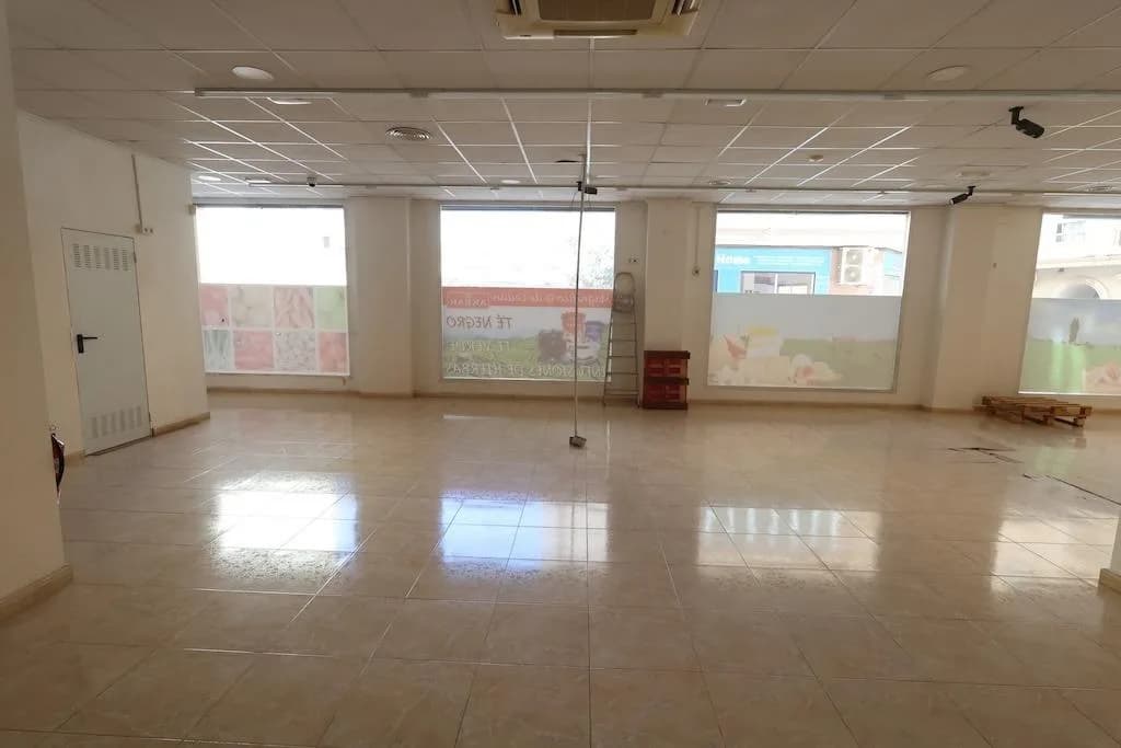 Commercial Premises In Torrevieja - Image 6