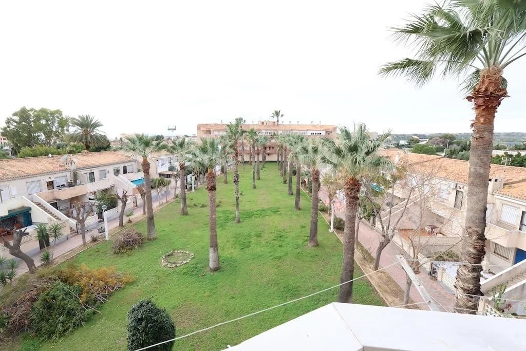 Apartment de 1 dormitorios en venta en Orihuela Costa, Alicante - Image 8
