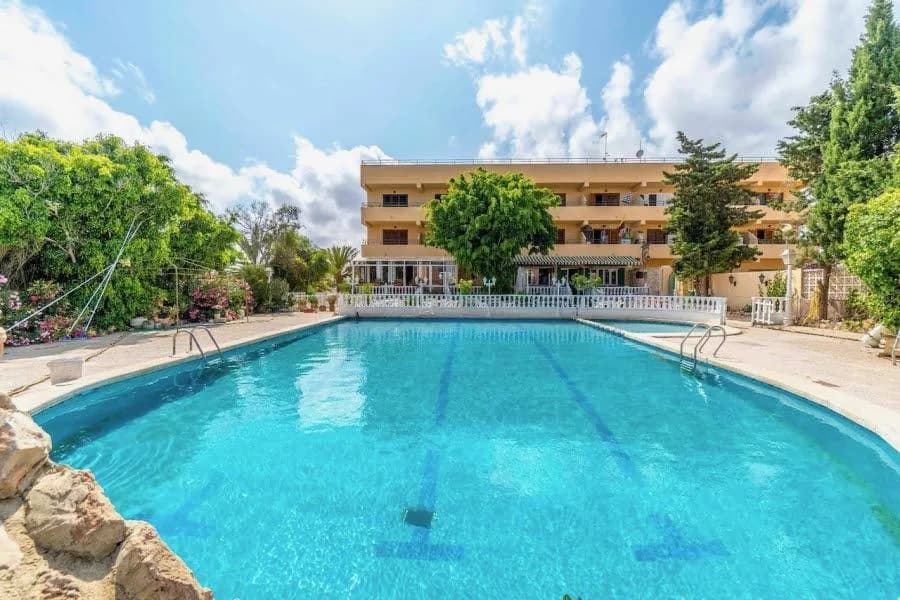 Apartment de 8 dormitorios en venta en Torrevieja, Alicante