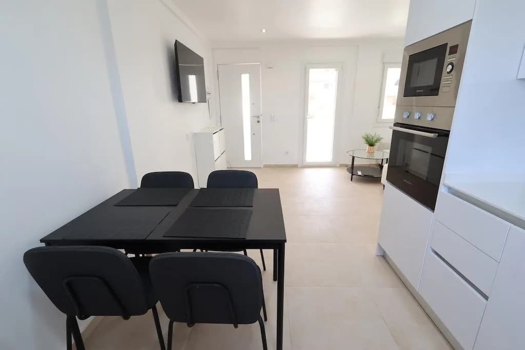 Upper Floor Bungalow In Orihuela Costa - Image 9