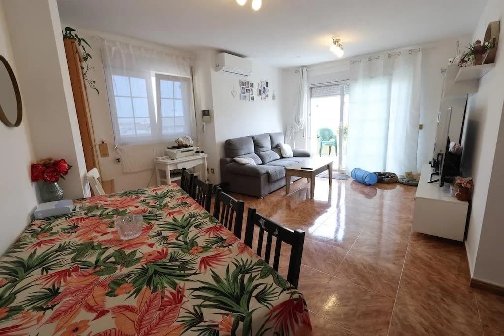 Villa de 3 dormitorios en venta en Torrevieja, Alicante - Image 5