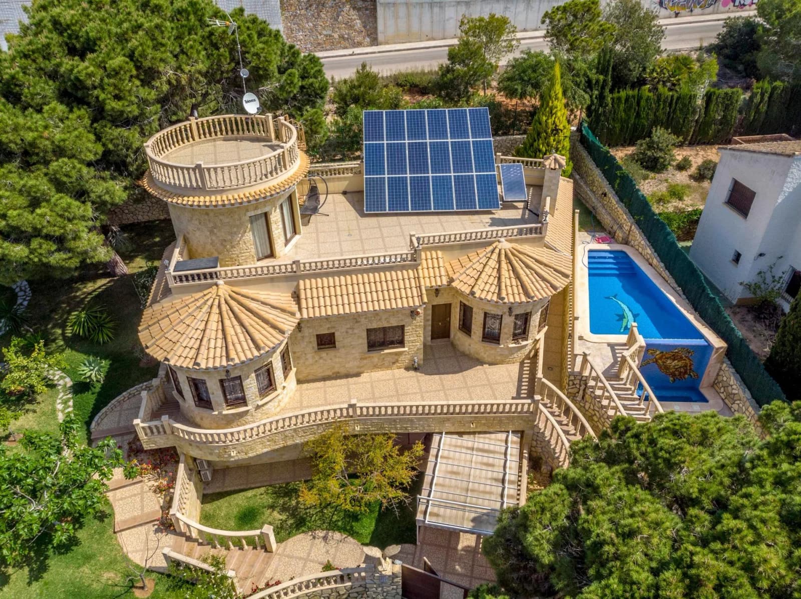 Villa de 4 dormitorios en venta en Orihuela Costa, Alicante - Image 3
