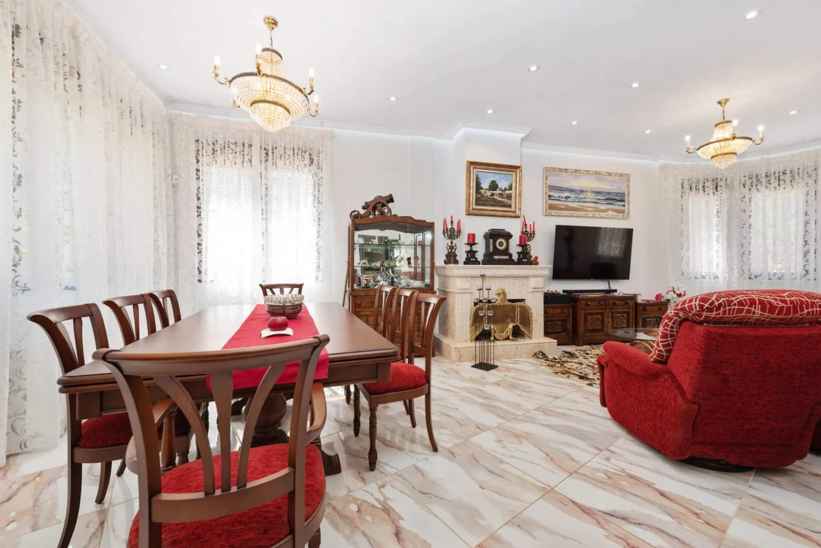 Villa de 4 dormitorios en venta en Orihuela Costa, Alicante - Image 4