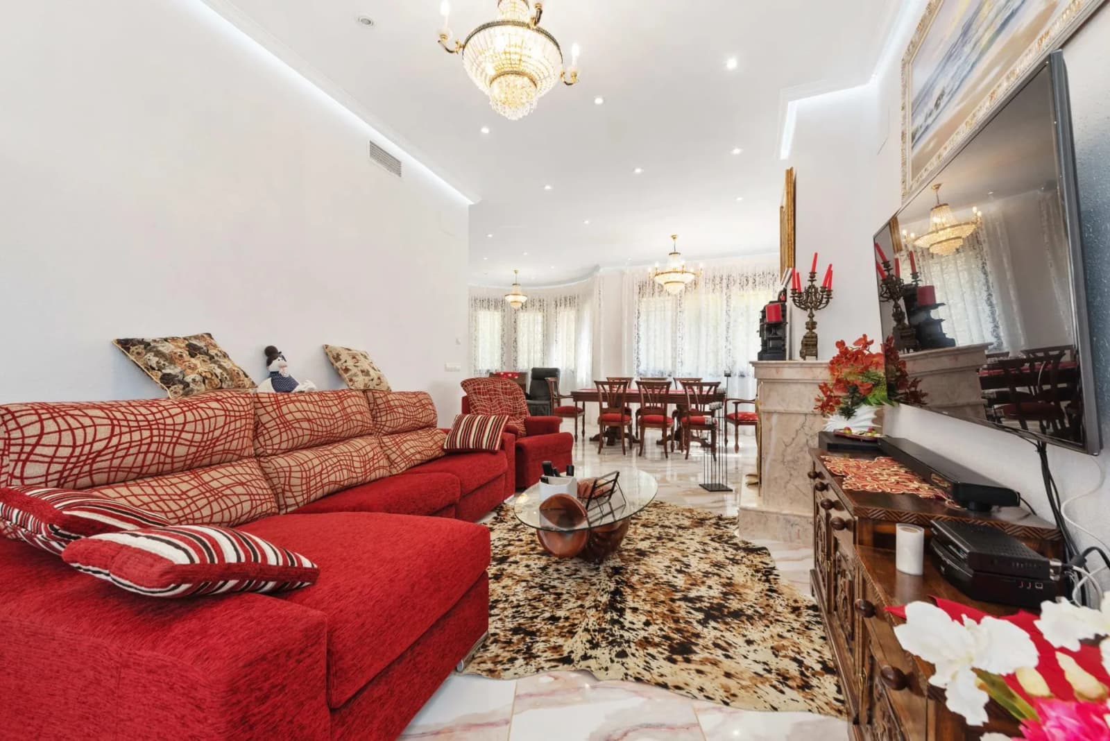 Villa de 4 dormitorios en venta en Orihuela Costa, Alicante - Image 5