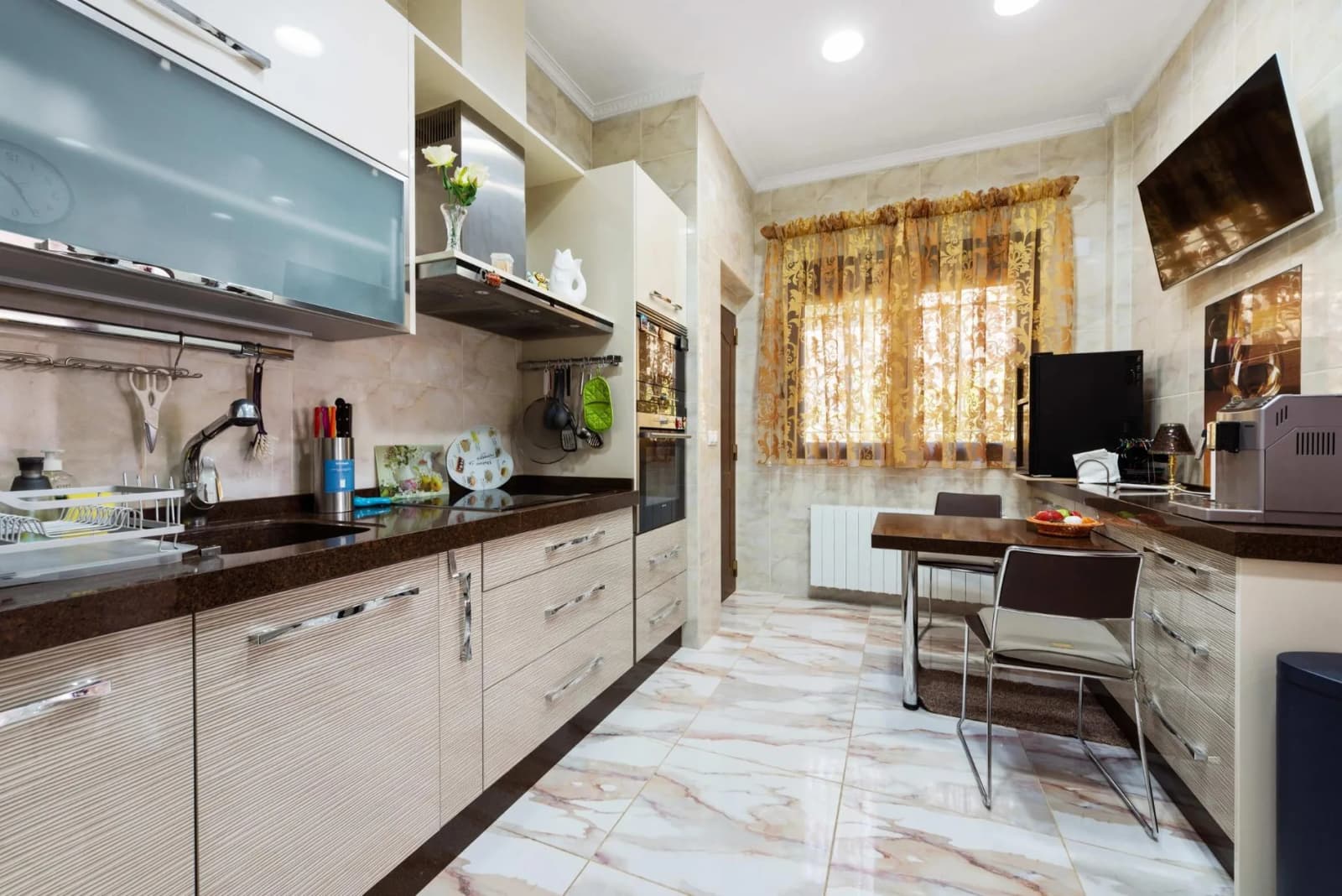 Villa de 4 dormitorios en venta en Orihuela Costa, Alicante - Image 8