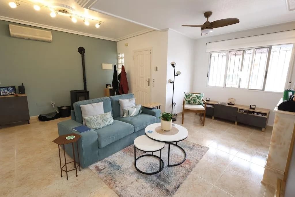 Villa de 5 dormitorios en venta en San Miguel de Salinas, Alicante - Image 4