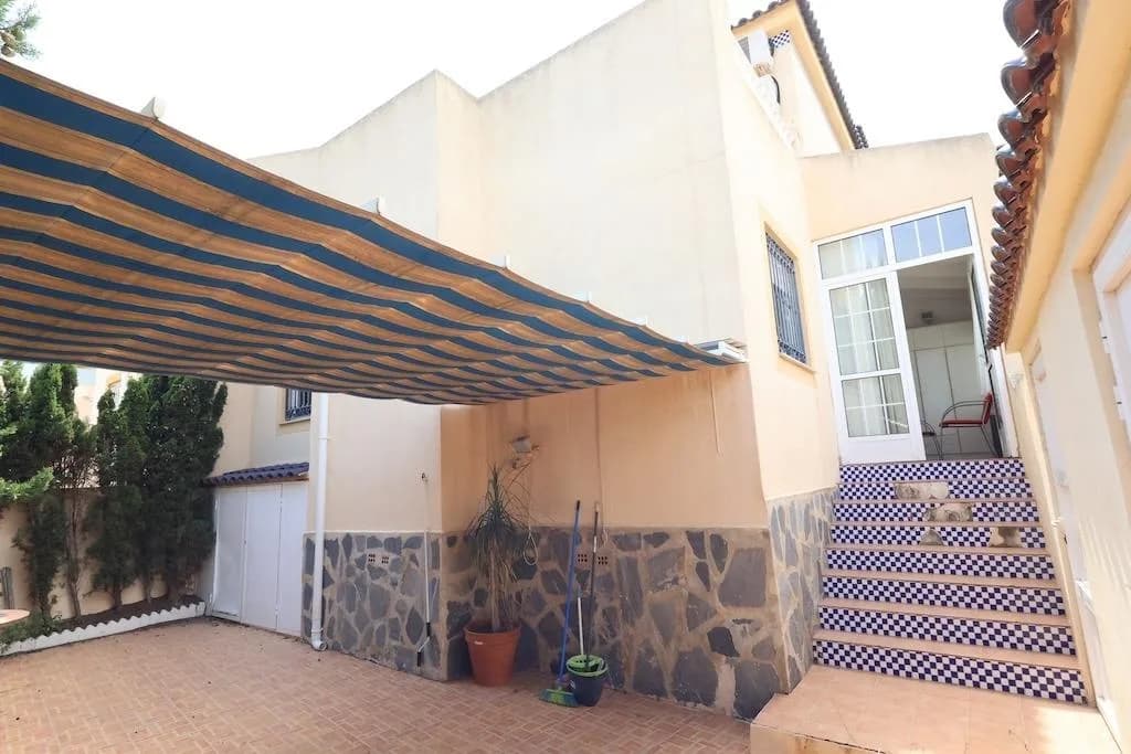 Semi-detached House In Torrevieja - Image 2
