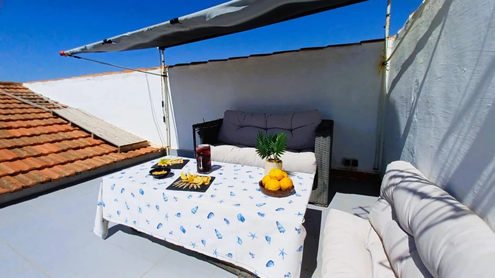 Villa de 3 dormitorios en venta en Pilar de la Horadada, Alicante - Image 2