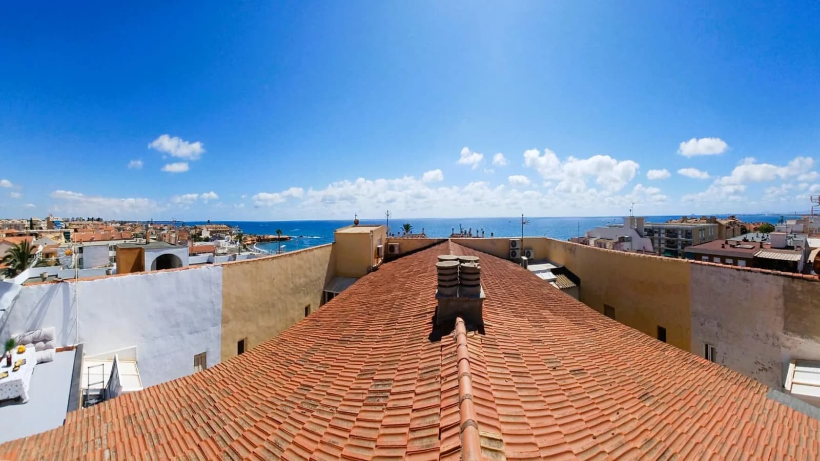 Villa de 3 dormitorios en venta en Pilar de la Horadada, Alicante - Image 3
