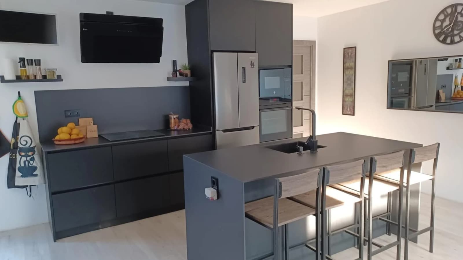 Villa de 3 dormitorios en venta en Pilar de la Horadada, Alicante - Image 5