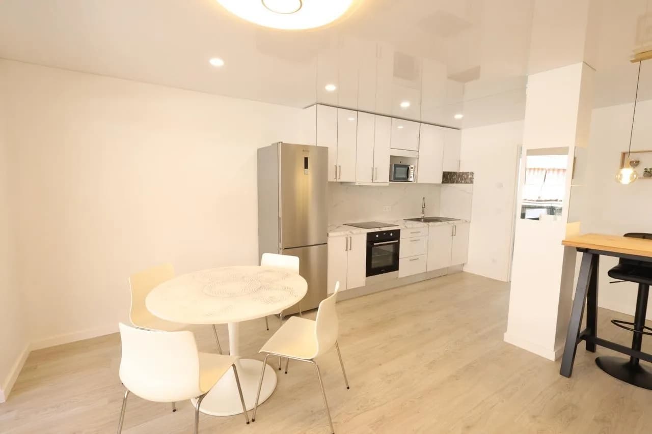 Apartment de 3 dormitorios en venta en Torrevieja, Alicante - Image 8