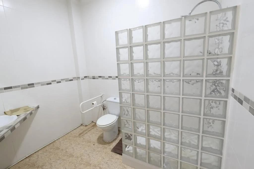 Commercial Premises In Torrevieja - Image 7