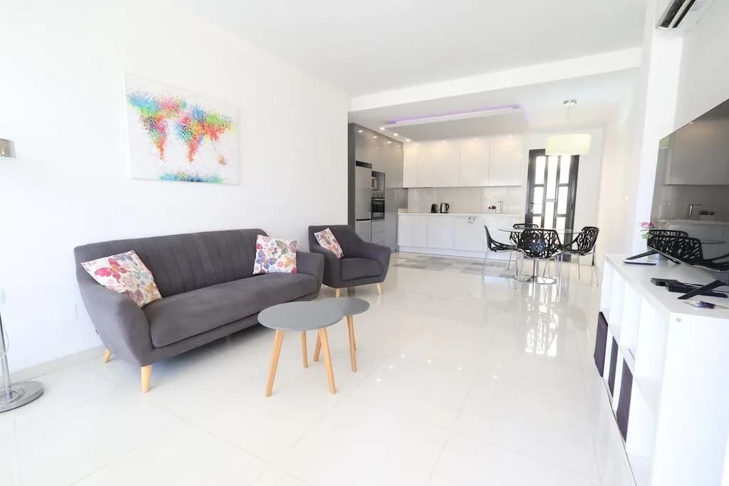 Apartment de 2 dormitorios en venta en Pilar de la Horadada, Alicante - Image 7
