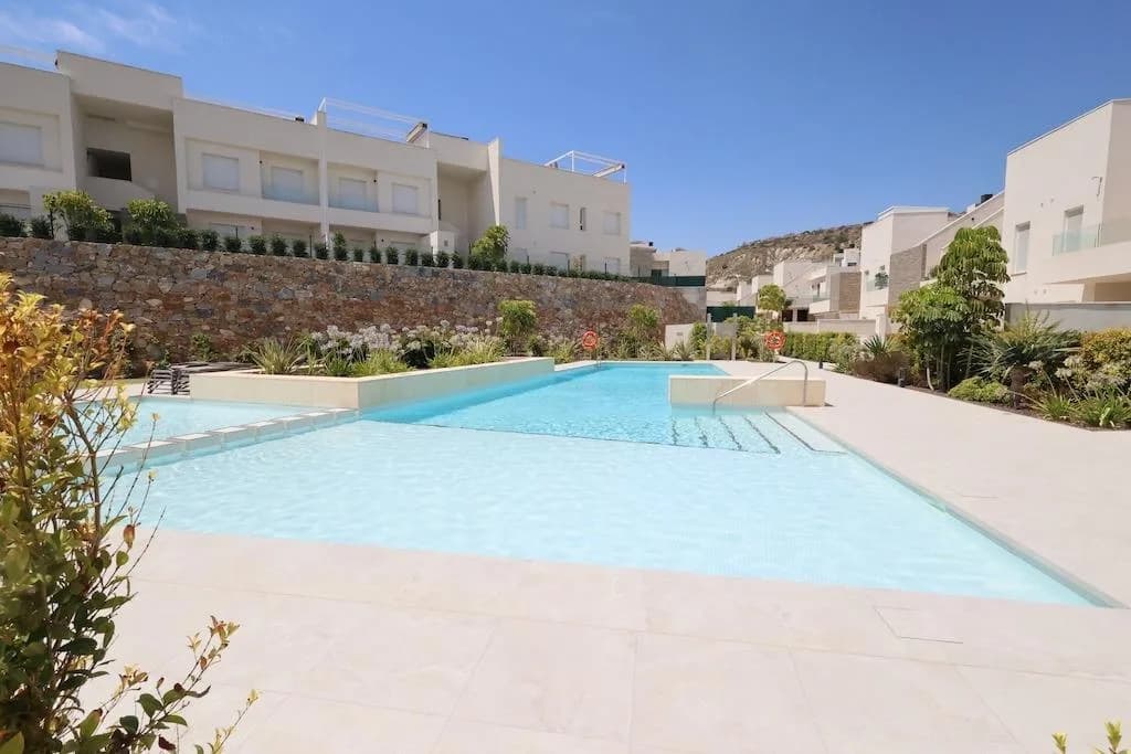 Villa de 3 dormitorios en venta en Algorfa, Alicante