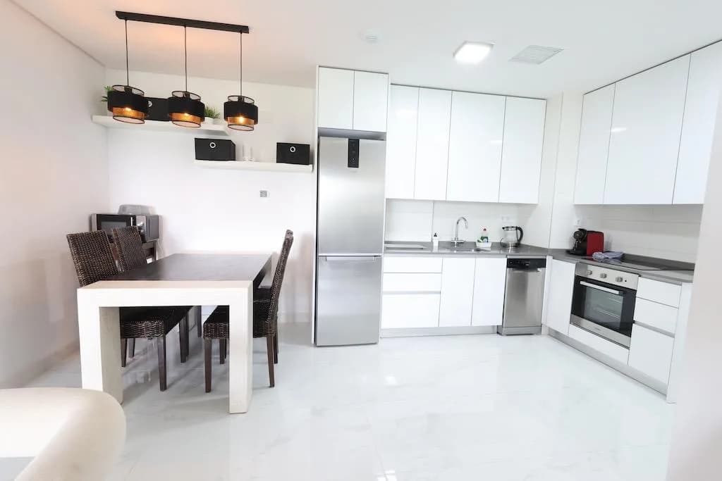 Apartment de 3 dormitorios en venta en Orihuela Costa, Alicante - Image 5