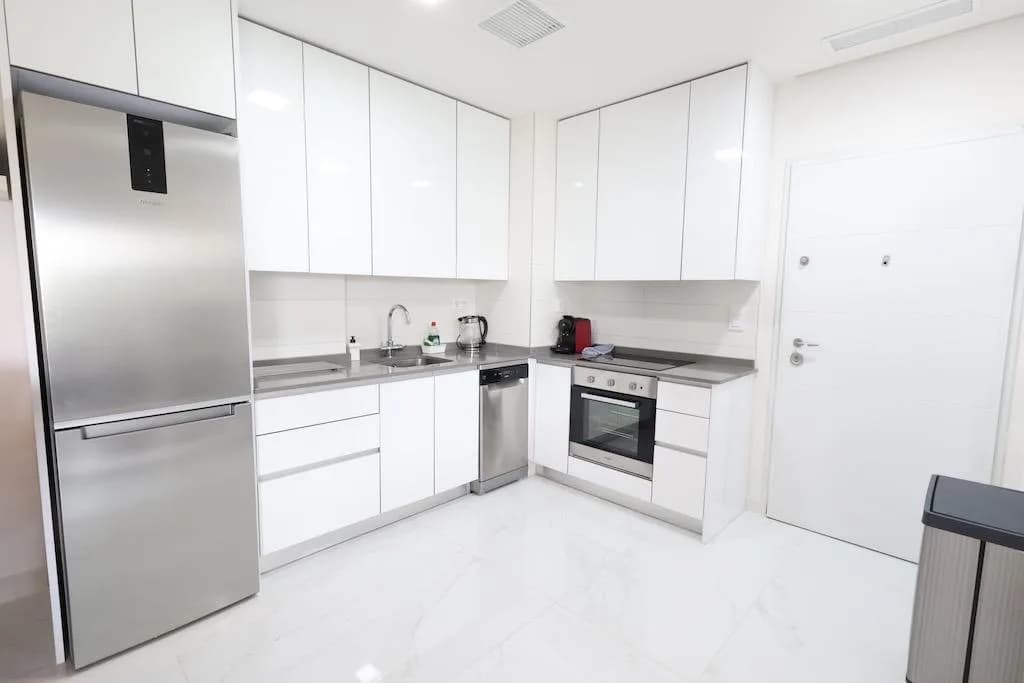 Apartment de 3 dormitorios en venta en Orihuela Costa, Alicante - Image 7