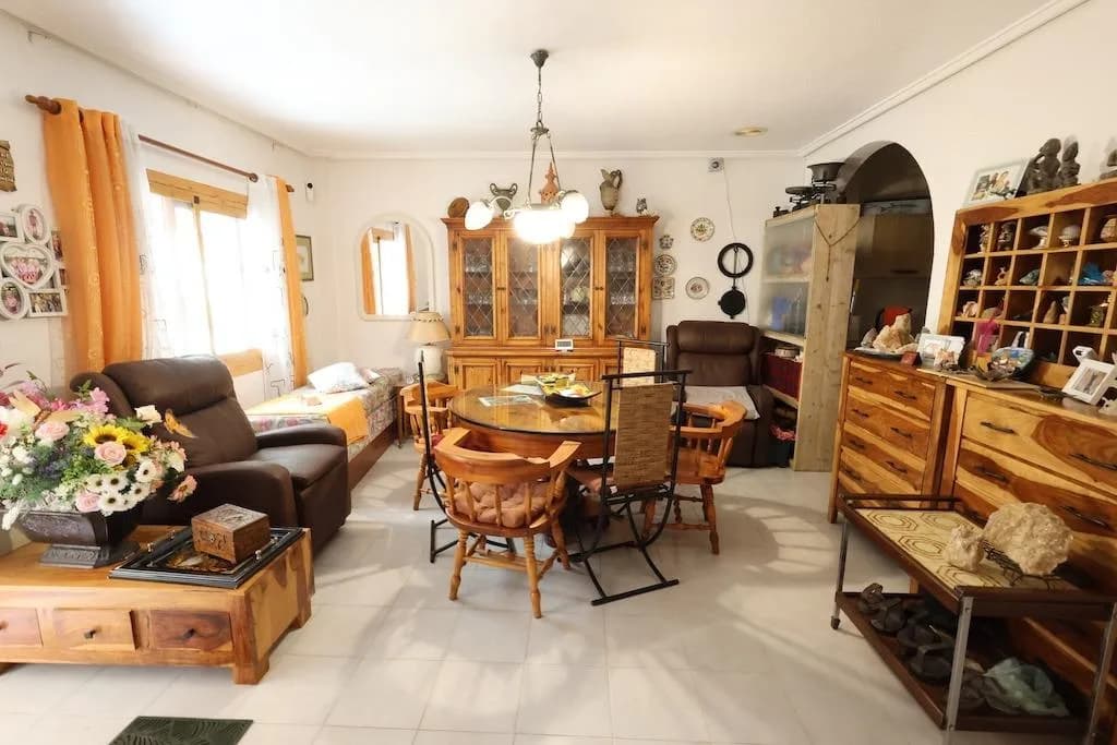 Apartment de 2 dormitorios en venta en Torrevieja, Alicante - Image 7