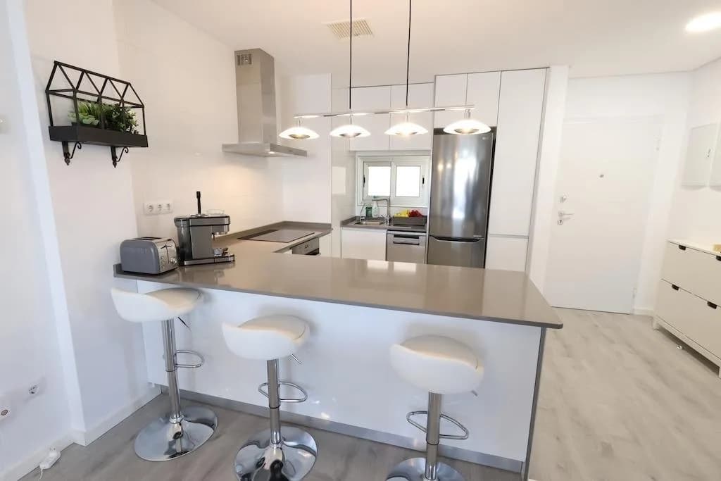 Apartment de 2 dormitorios en venta en Orihuela Costa, Alicante - Image 2