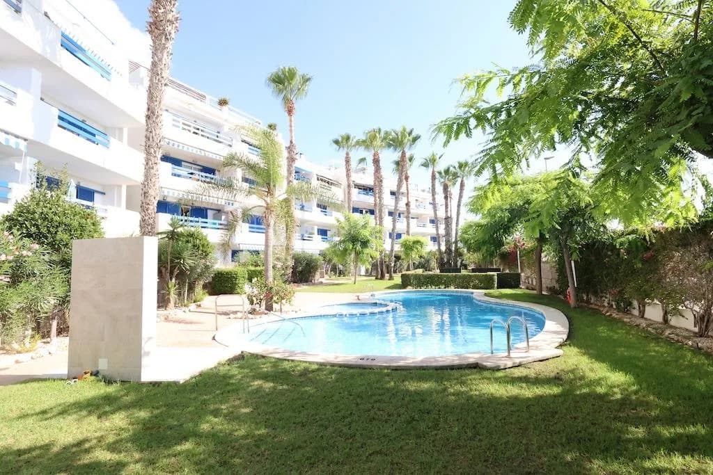 Apartment de 1 dormitorios en venta en Orihuela Costa, Alicante