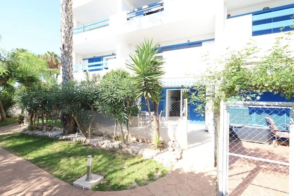Apartment de 1 dormitorios en venta en Orihuela Costa, Alicante - Image 2