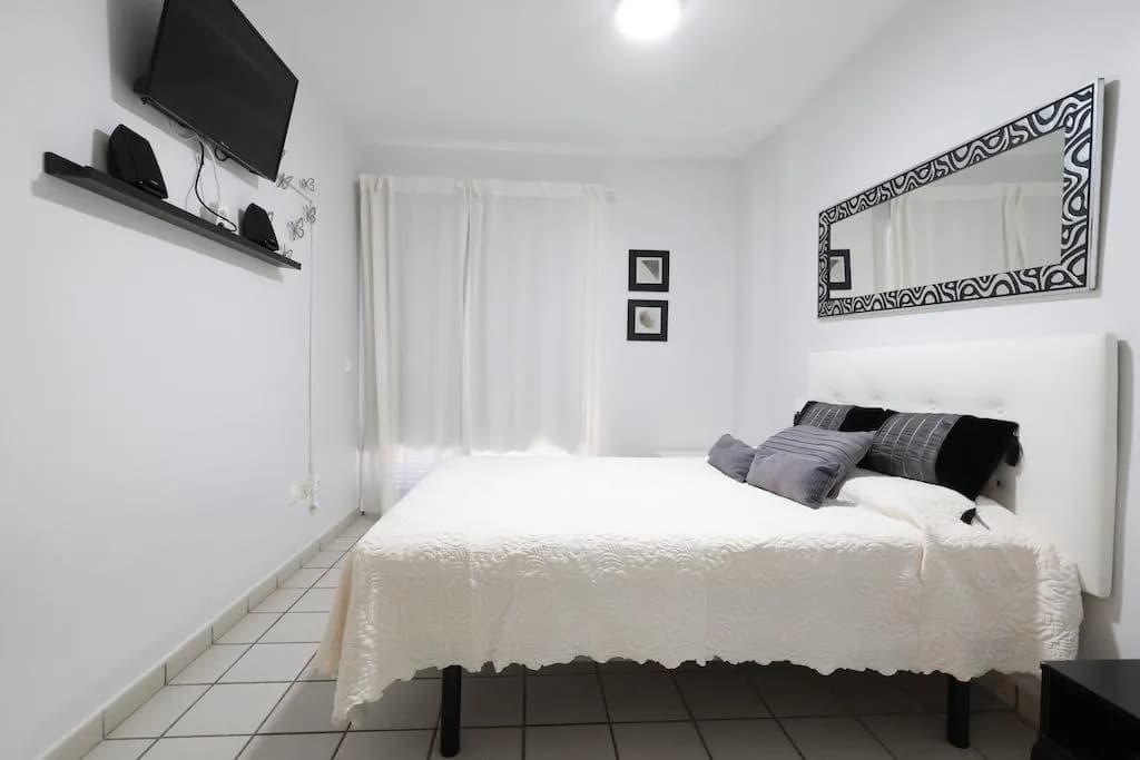 Apartment de 1 dormitorios en venta en Orihuela Costa, Alicante - Image 6