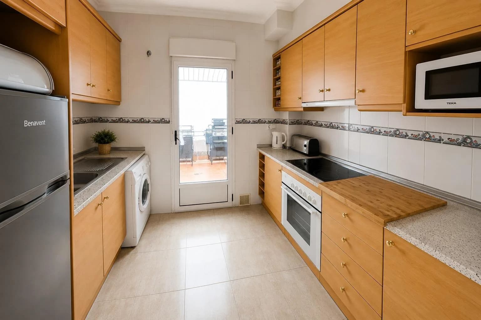 Bungalow de 2 dormitorios en venta en Orihuela Costa, Alicante - Image 8