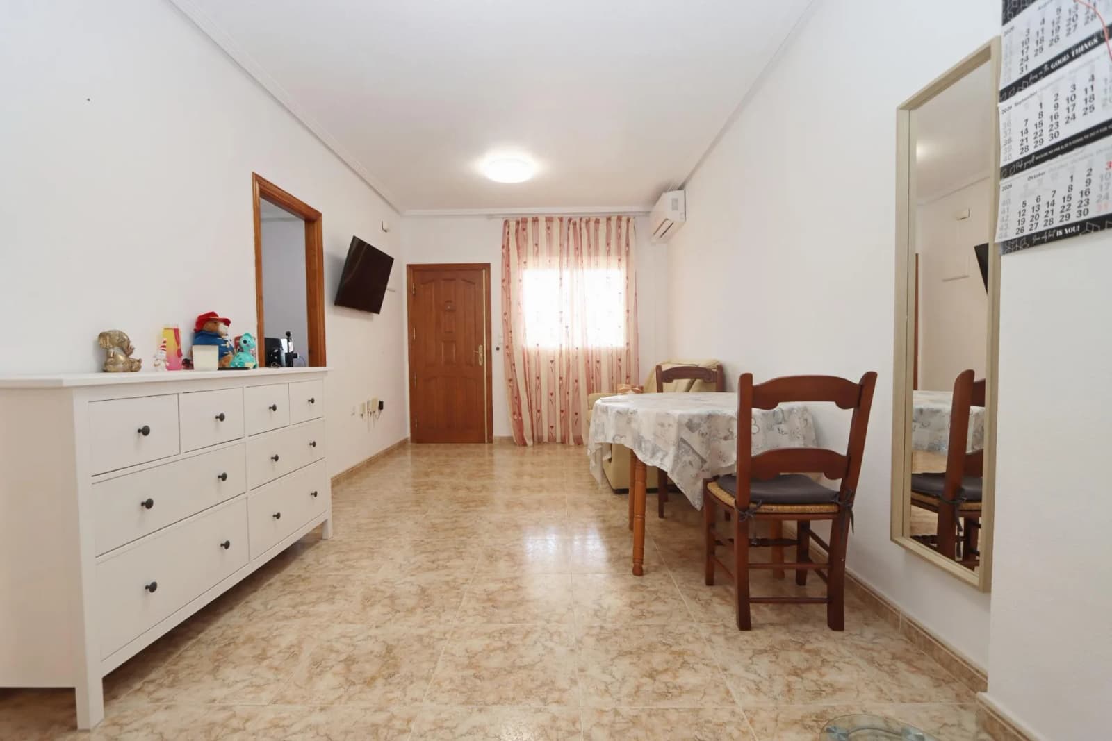 Apartment de 2 dormitorios en venta en Orihuela Costa, Alicante - Image 7