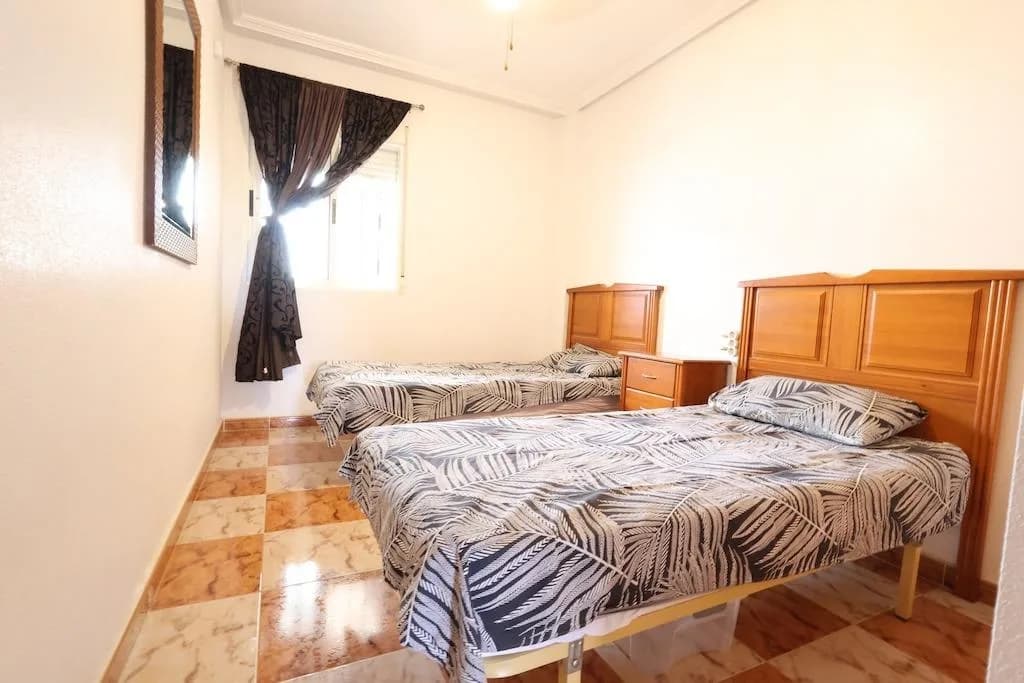 2 Bedroom Apartment for Sale in Orihuela Costa, Alicante - Image 6