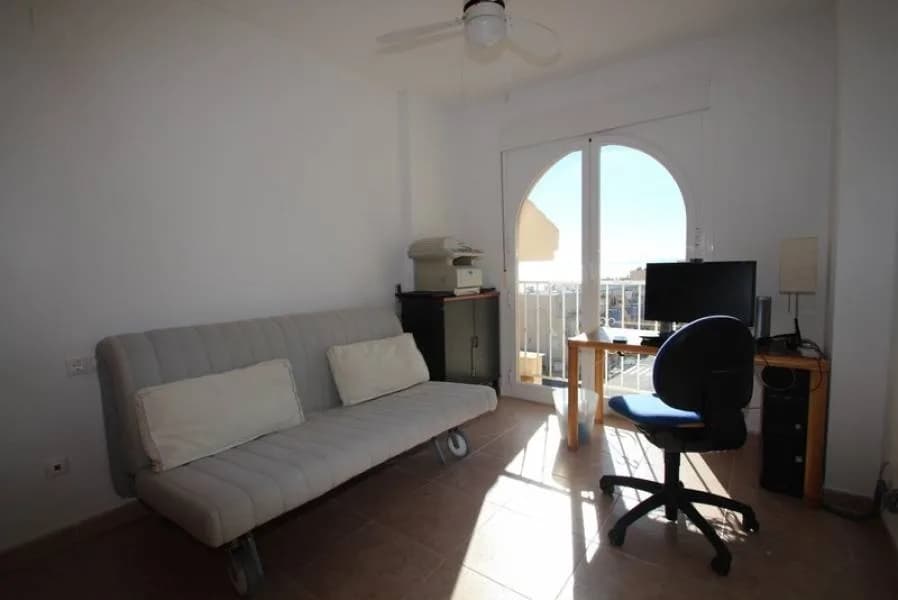 Villa de 2 dormitorios en venta en Orihuela Costa, Alicante - Image 9