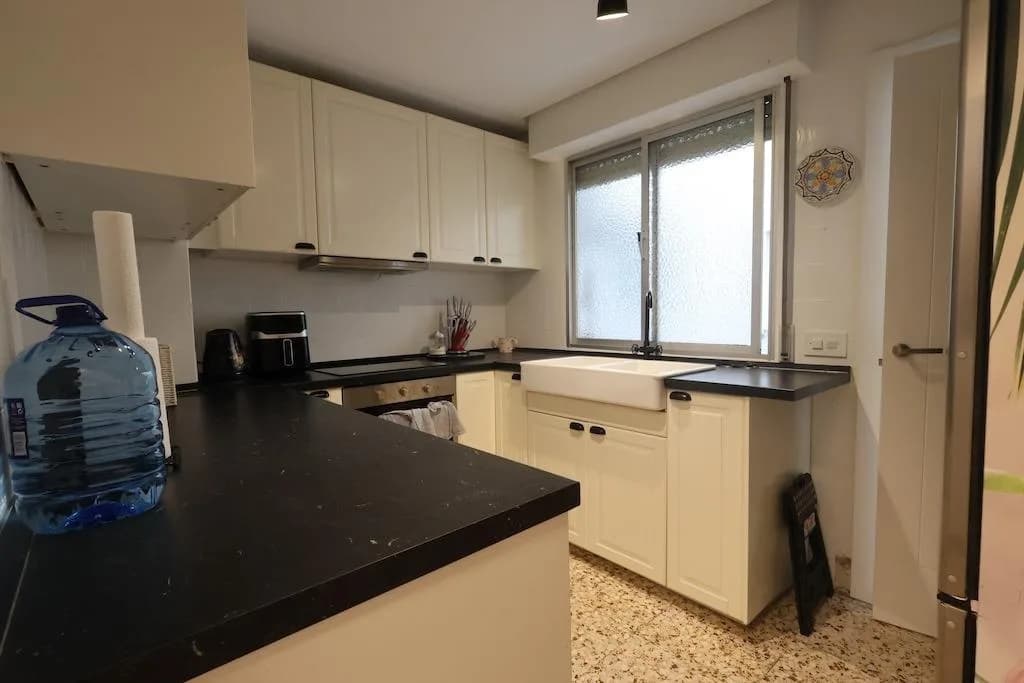 3 Bedroom Apartment for Sale in Torrevieja, Alicante - Image 2