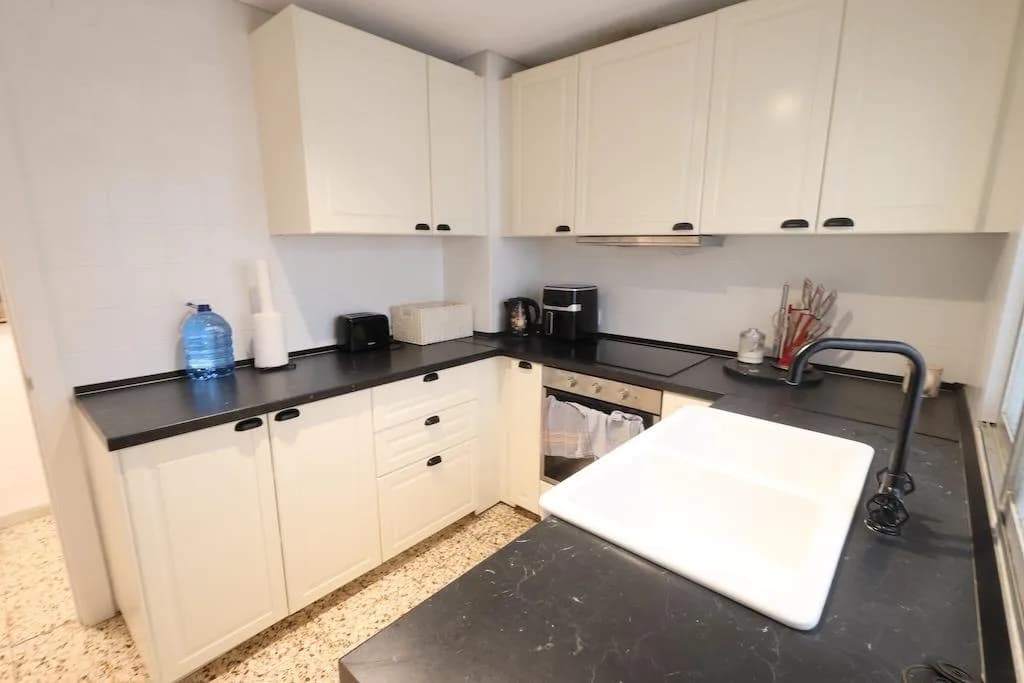 3 Bedroom Apartment for Sale in Torrevieja, Alicante - Image 4